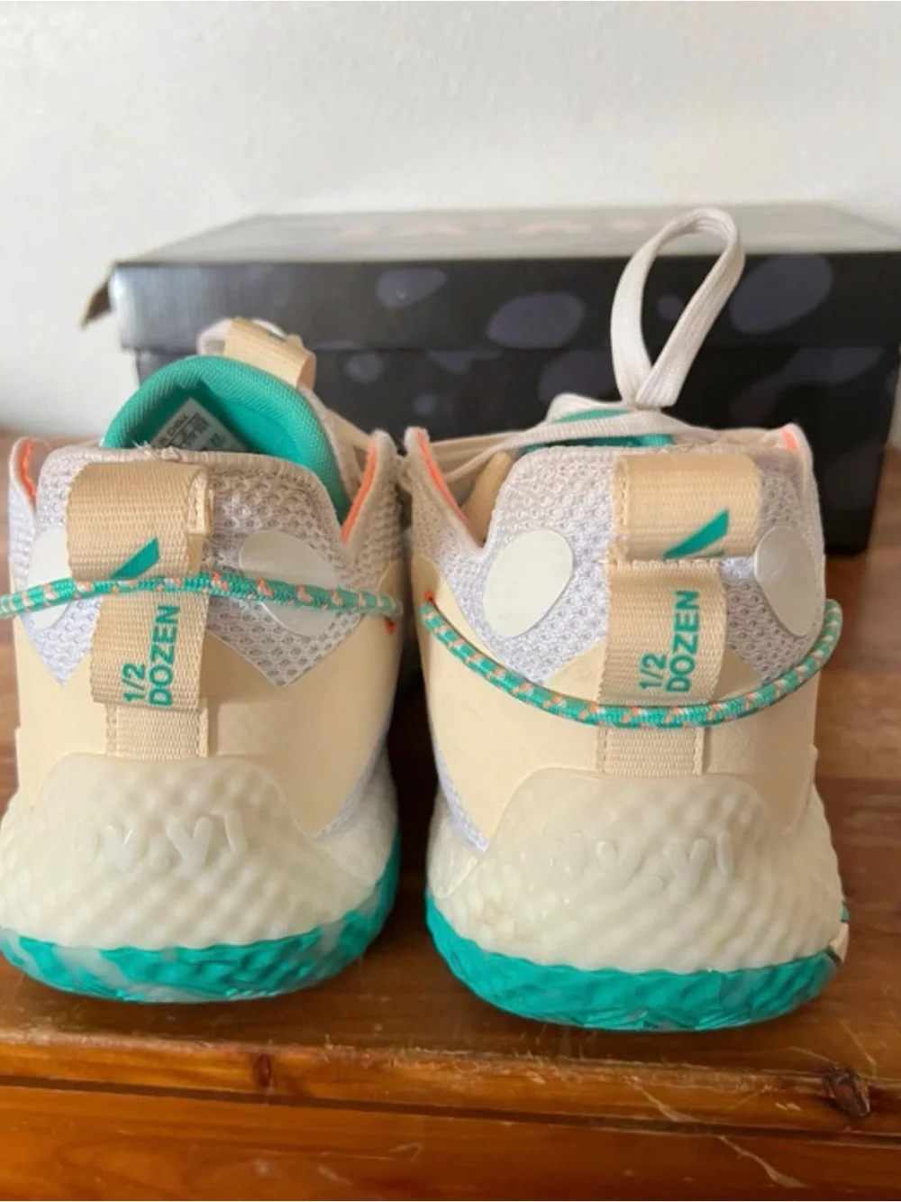 adidas Harden v6 men’s 9